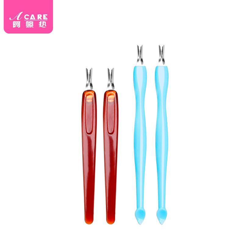 2 brown short handles and 2 blue long handles