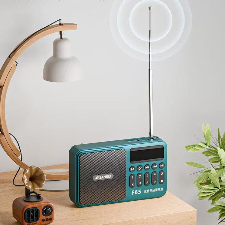 Радиоприемник Sansui F65 красный
