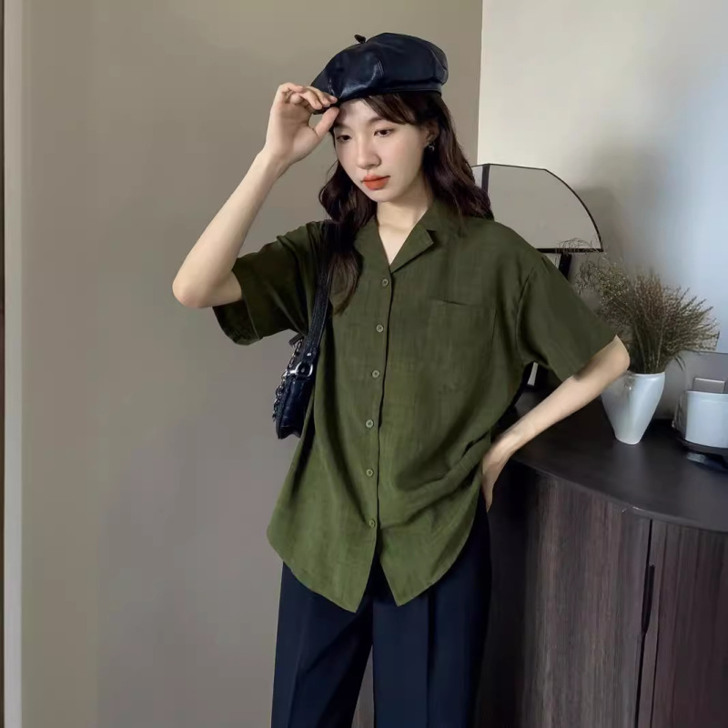 Hong Kong Style Retro Green Short-Sleeved Shirt for Women 2025 Summer New French Suit Collar Loose Casual Shirt Top