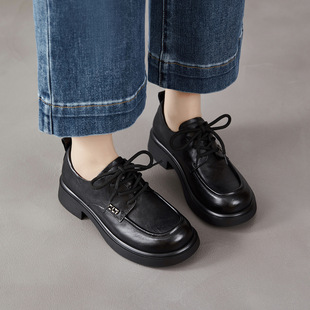 ��ƤЬ��Ů�^��ţƤ�͹�Ӣ��ϵ���и�СƤЬ2025�����¿�ٴ��Ь