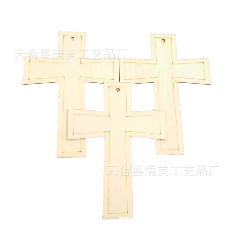 12,7*9,7 cm cruz hueca pieza de madera colgante decorativo de madera 12 piezas en un paquete con cuerda de cáñamo