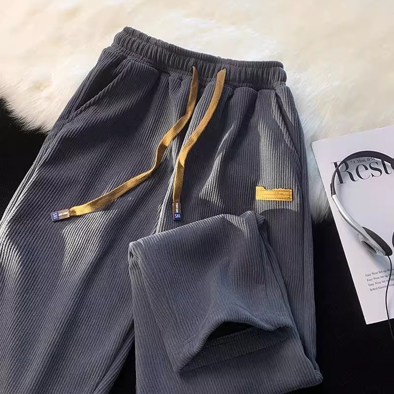 Herren Cordhose Mit Weitem Bein Für Einen Lässigen Look_voghion.com