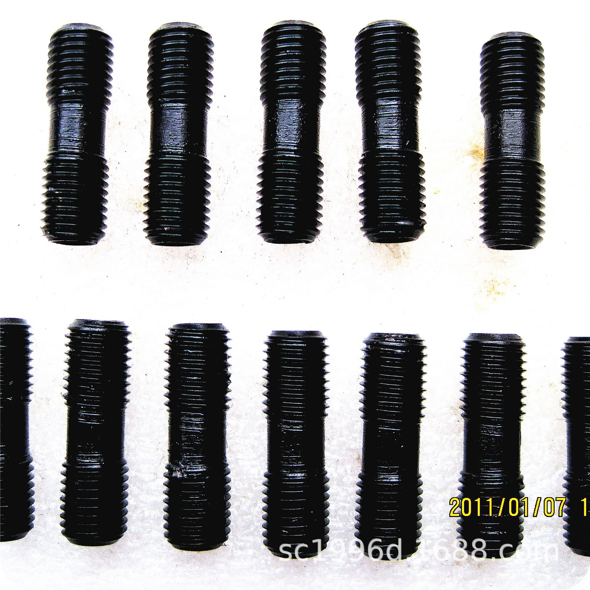 四川天虎刀盘螺丝/面铣刀盘双头螺钉：M8×1×26（4mm四方孔）