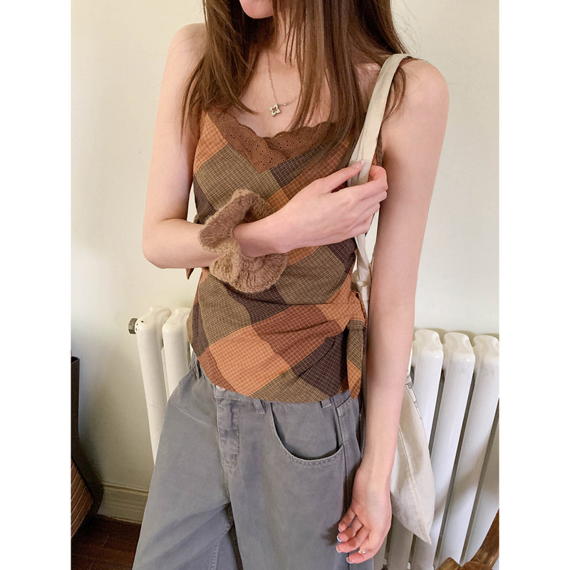 Vintage lace V-neck plaid waist-cinching camisole for women, summer stylish slim-fit design top Vintage lace V-neck plaid waist-cinching camisole for women, summer stylish slim-fit design top