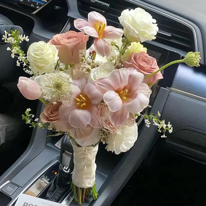 结婚粉色婚礼手捧花新娘手捧结婚出片郁金香领证仿真花拍照道具|undefined