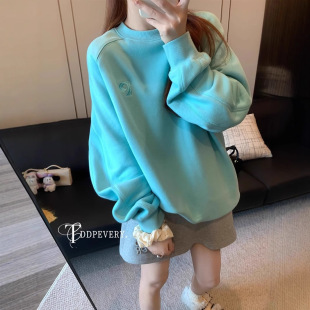 ���Gɫ�̽��A�I�l��Ů2025�¿��ﶬ��㼑��L�����@�ݲ��������