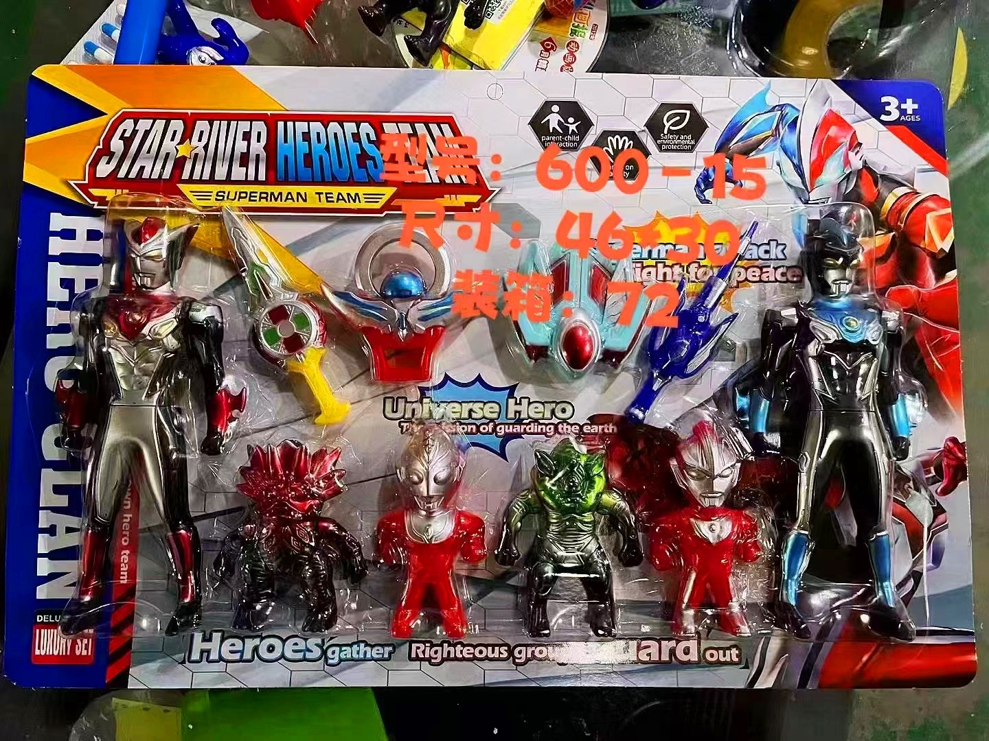 12 modelos de personajes pequeños superman infantiles juguetes de animación superman Spiderman conjunto de muñecas al por mayor