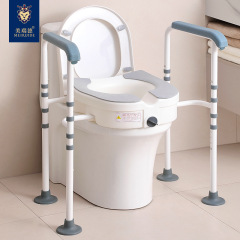 老人の妊婦の便器が高くなります。家庭用患者は術後にトイレのように座ります。