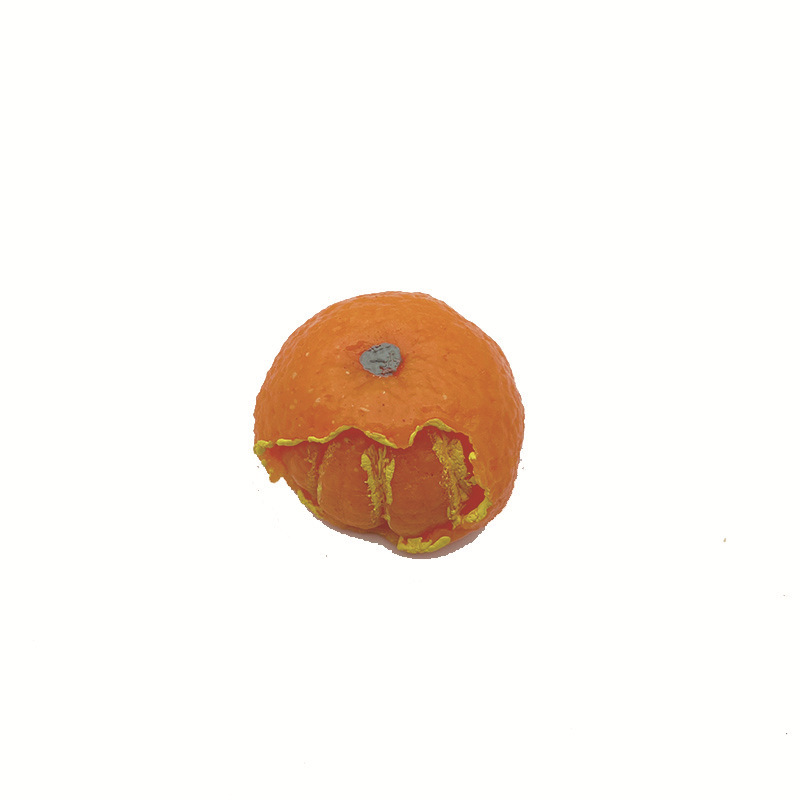 小紅の本の爆発の皮をむいたみかんは解凍してつまみます。|undefined