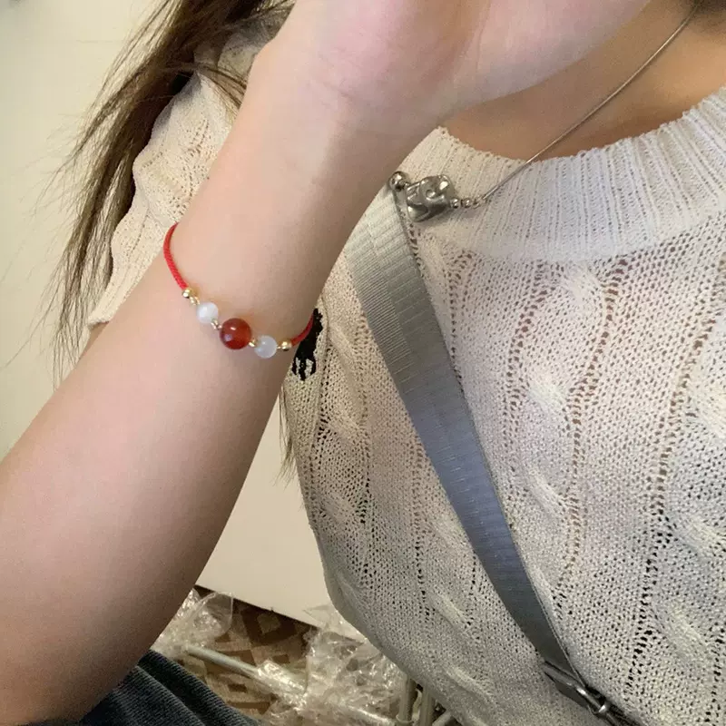 串珠抽拉手链女冬相思豆手绳情侣闺蜜编织红绳手饰黑绳新款批发