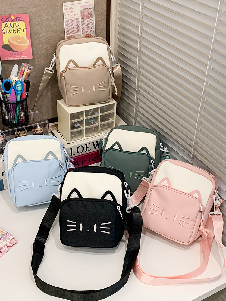 Small Bag Women's Japanese Cute Cat Student Crossbody Bag All-match Travel Mobile Phone Bag Casual Small Cloth Bag Shoulder Bag