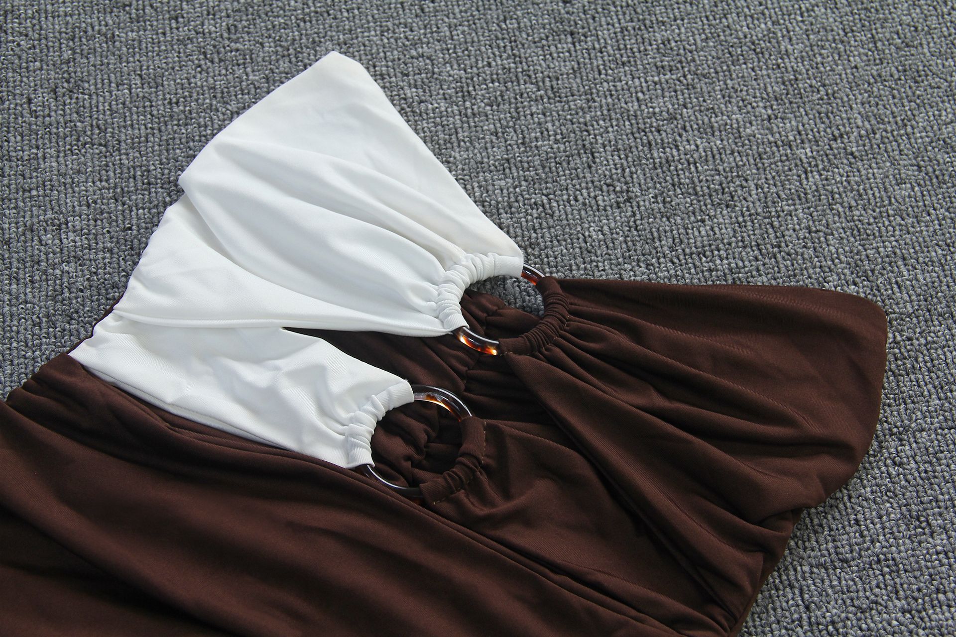 Sexy Sleeveless white and brown matching Hollow ring Pleated package Hip tight Dress NSZY120116