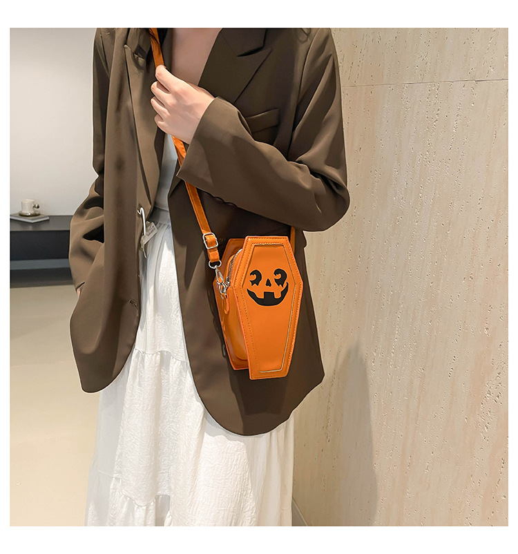 Halloween Women's Pu Leather Pumpkin Cute Ghost Square Zipper Shoulder Bag Crossbody Bag display picture 11