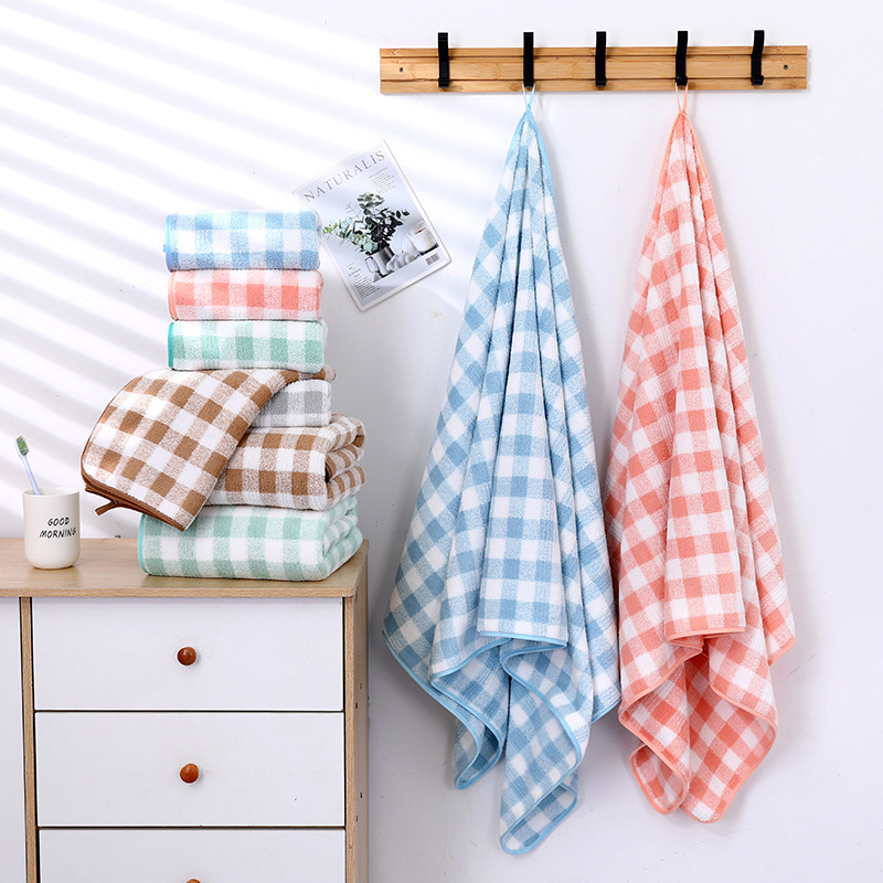 Amazon Coral Fleece Towel Set, Soft and Trendy, High-Density Plaid Pattern, Couple's Non-Shedding Absorbent Bath Towel Set