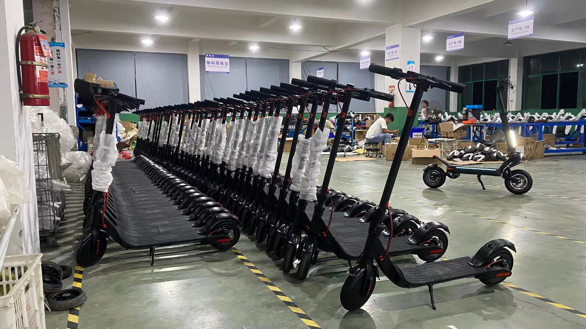 F10 electric scooers 8.5寸成人电动滑