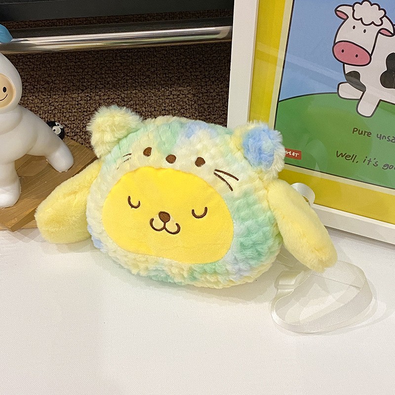 Venta al por mayor de fábrica bolsa de felpa juguete bolsa de mensajero Kulomi peluche de oso de fresa bolso japonés Sanrio