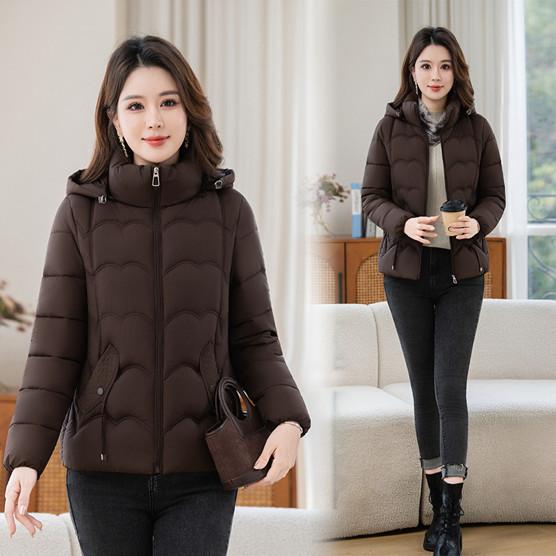 2025 invierno nueva chaqueta de algodón de cuello vertical chaqueta de algodón universal chaqueta de moda extranjera delgada joven madre abrigo de mujer image 4