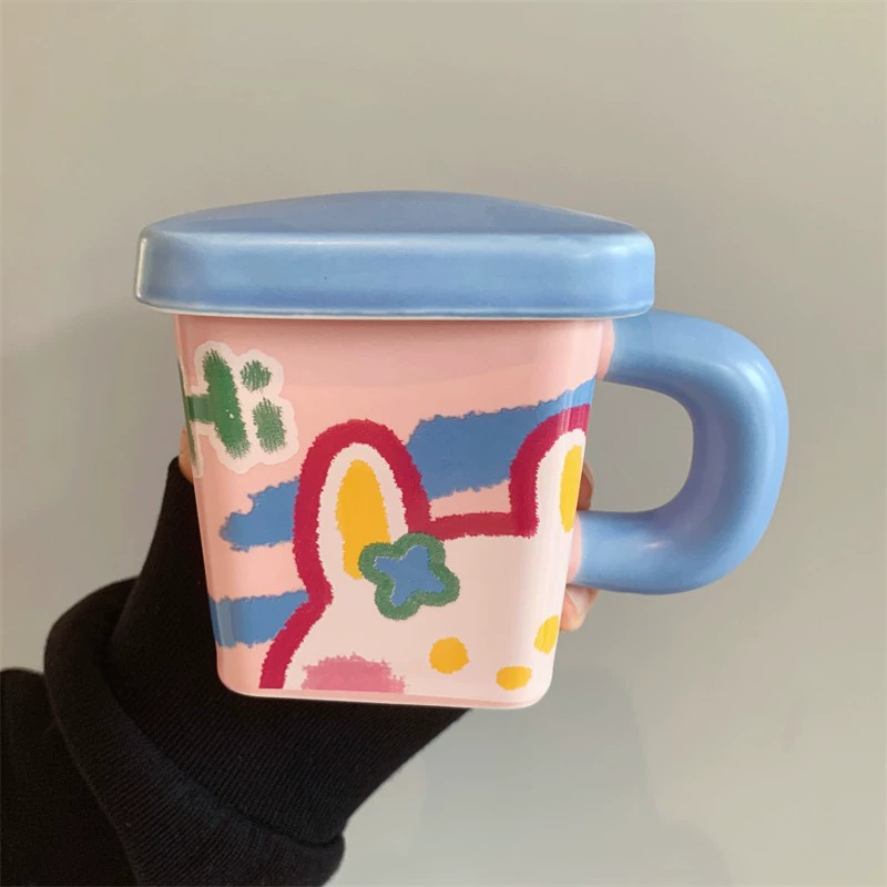 Кремовая Медвежья квадратная водяная чашка с крышкой керамическая чашка высокой точности большой емкости творческая кружка в виде мультфильма роскошное ощущение