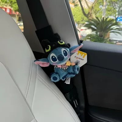 Stitch Cute and Fun Seatbelt Shoulder: Seat belt shoulder pad
