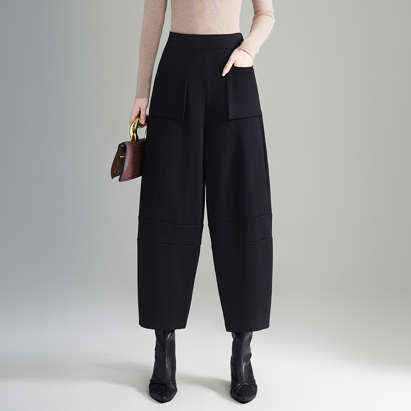 时尚口袋宽松灯笼裤女2025秋冬季新款设计结构松紧九分直筒休闲裤