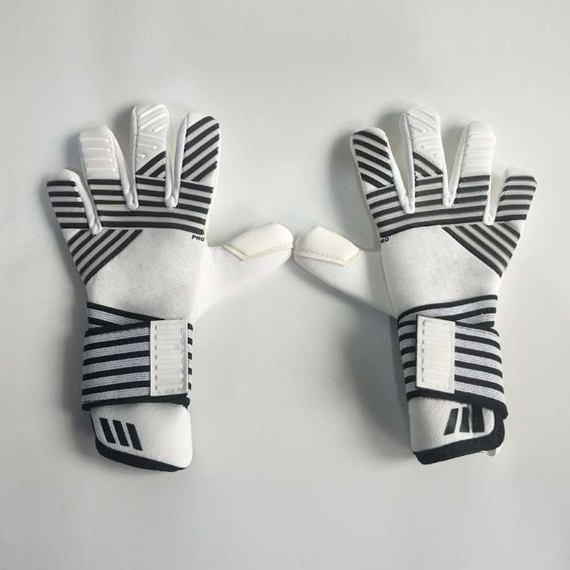 Professional Football Goalkeeper Gloves With Wrist Support Latex_voghion.com
