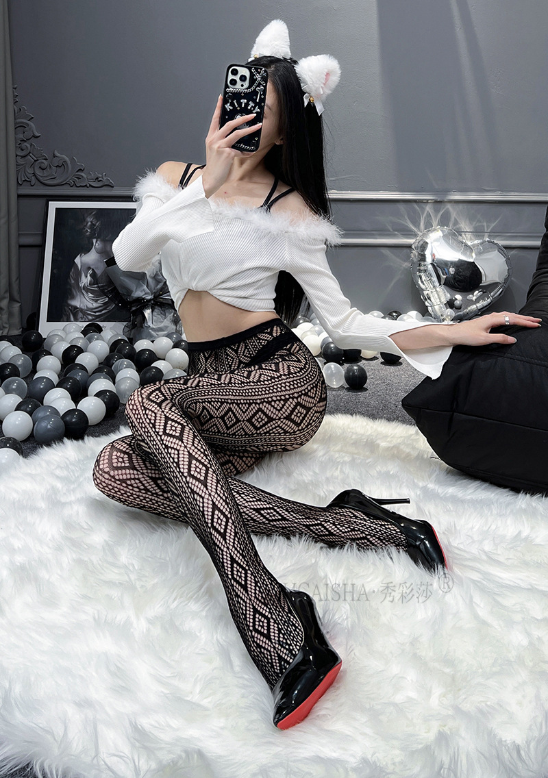 Hand-Torn Black Lace Stockings, Sheer Mesh Intimate Pantyhose, One Size Women’s Lingerie — detail image 3