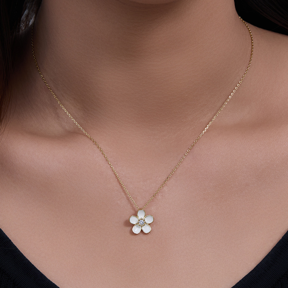 S925 plata de ley gota de diamante aceite pequeña flor colgante collar de las mujeres del todo-fósforo transfronteriza Venta caliente de Europa y América ins estilo clavícula cadena