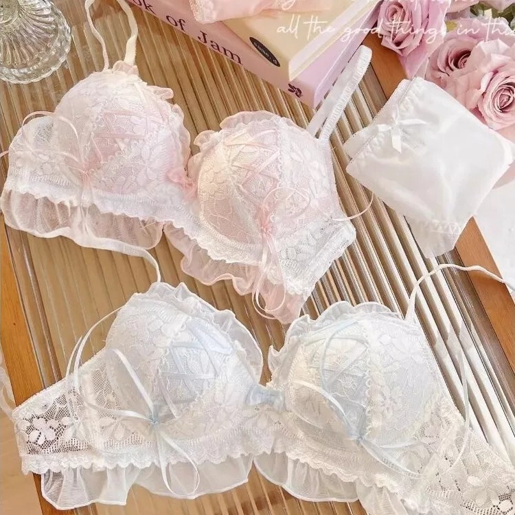 Japanese-style lace bra for young women, featuring a crossover design, bow detail, and ruffled mesh, perfect for enhancing a small bust Japanese-style lace bra for young women, featuring a crossover design, bow detail, and ruffled mesh, perfect for enhancing a small bust