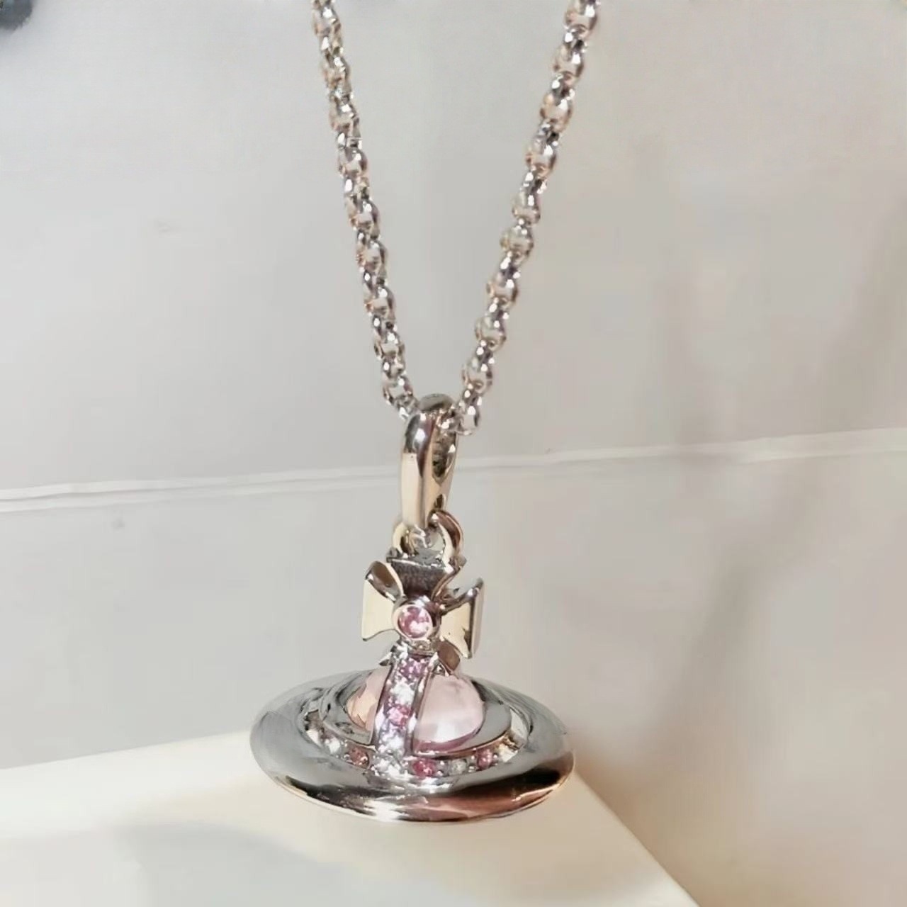 핑크 오브 미디엄 목걸이