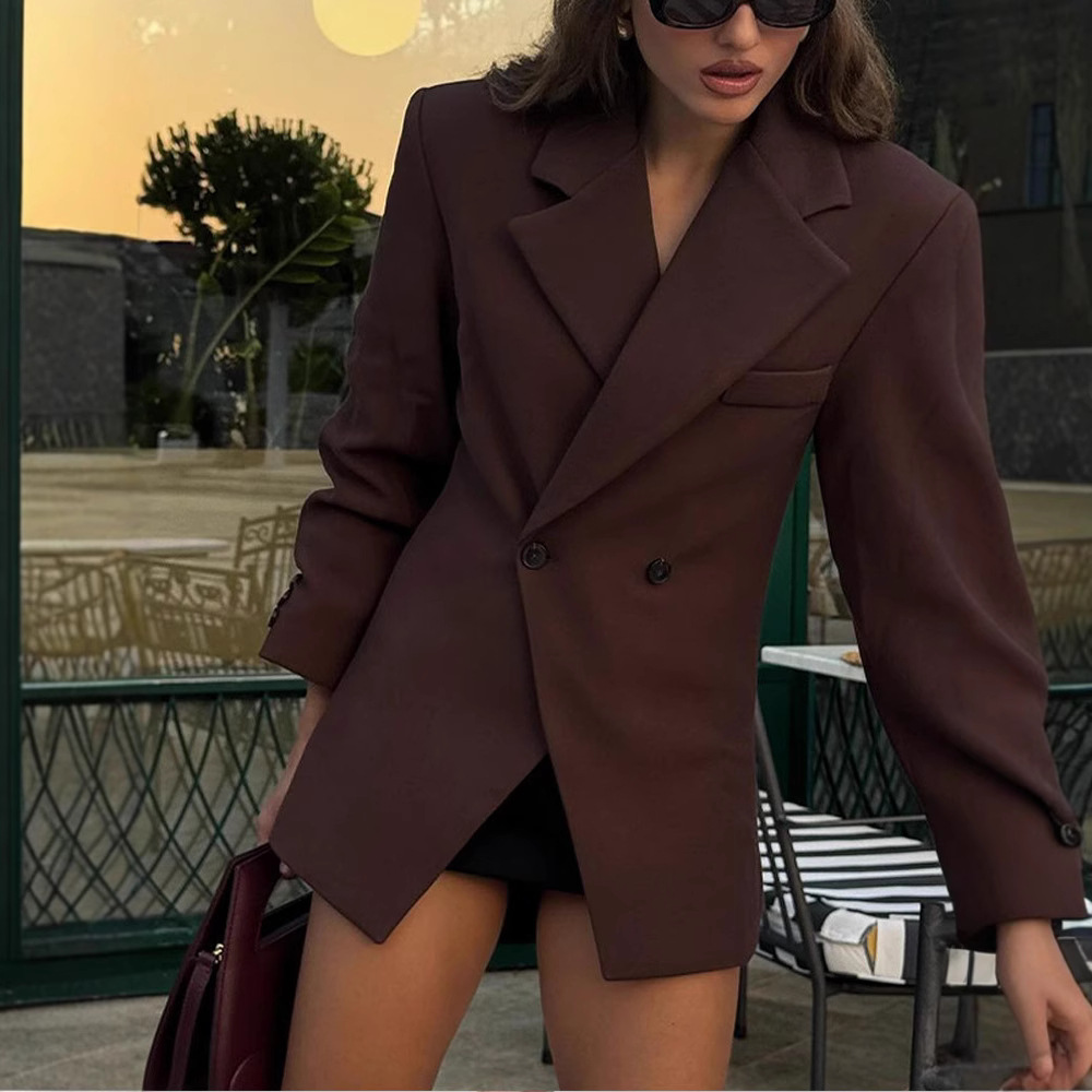 Dametøj rødbrun asymmetrisk jakkesæt med kant forår og efterår hotsælgende jakke_voghion.com