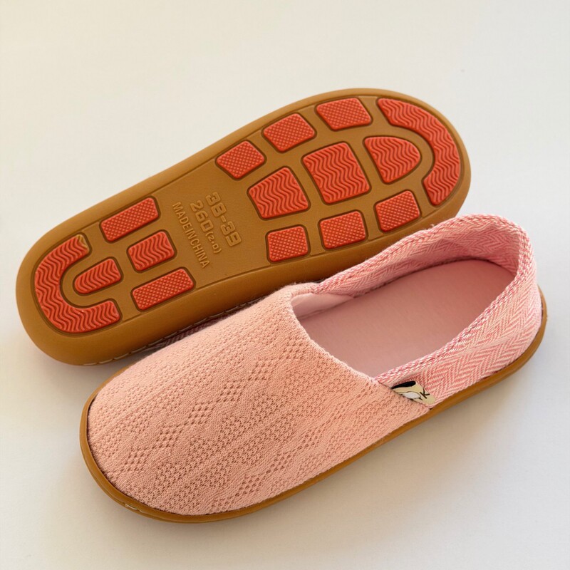 2026 women's fuzzy slippers for autumn and winter, warm and fleece-lined indoor floor slippers with soft soles and non-slip cotton soles, suitable for postpartum wear