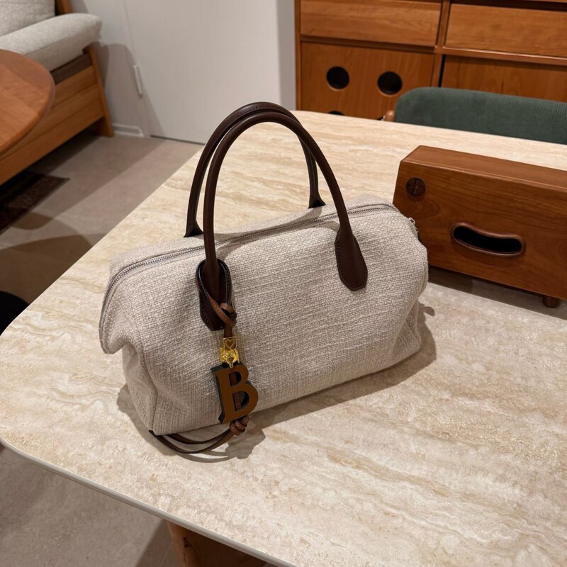 【Handmade Faye Pillow】New luxury resort-style linen and saddle leather bowling bag with large capacity