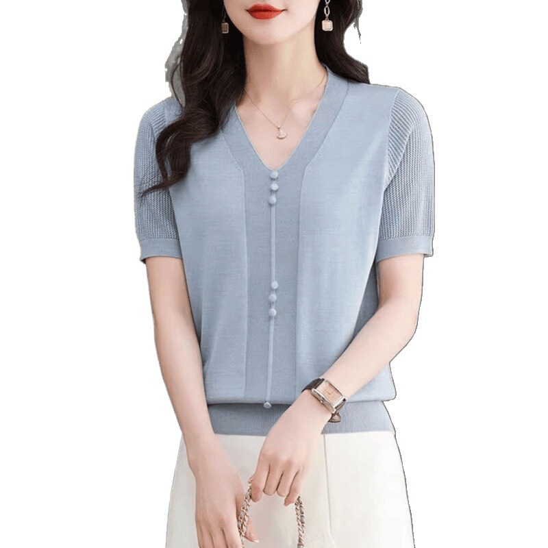 V ネックアイスシルクニット半袖 Tシャツ女性のための夏 2025 新しい大きいサイズママシャツ新しい中国風トップ薄いフレンチスタイル|undefined