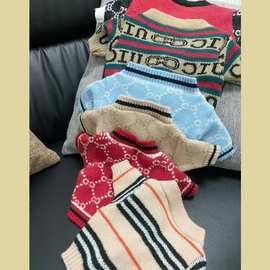 猫咪毛衣狗狗冬装法斗比熊泰迪雪纳瑞博美小狗秋冬款宠物猫保暖