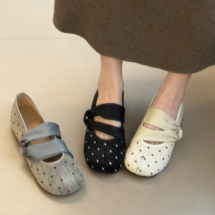Zhiyu~ French-style inner-heightening polka dot Mary Jane shoes for women, 2026 new autumn ballet flats, evening style single shoes Zhiyu~ French-style inner-heightening polka dot Mary Jane shoes for women, 2026 new autumn ballet flats, evening style single shoes