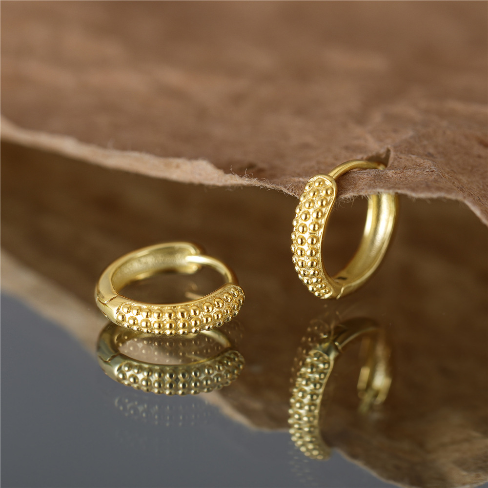 Nueva moda innovadora europea y americana ins estilo s925 plata esterlina clavo falso punto clásico oído anillo hebilla pendientes