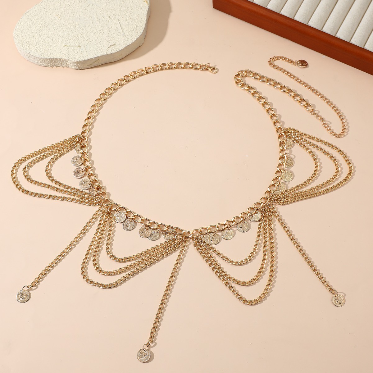 Cadena para la cintura, cadena corporal. La cadena para la cintura de estilo étnico retro más vendida de Amazon, accesorio Hanfu de estilo antiguo para mujeres, multicapa con monedas._voghion.com