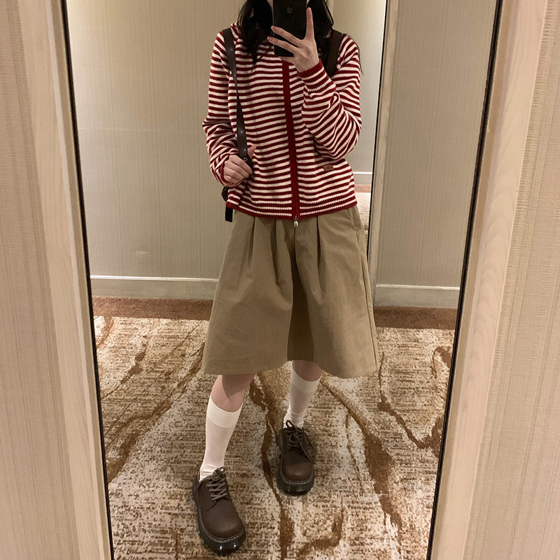 韩系红色条纹连帽针织开衫女早秋软糯短款外套外搭设计感帽衫上衣|undefined