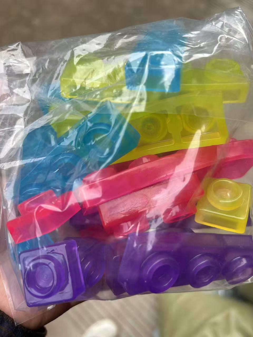 Juguetes de bloques de construcción de gelatina transfronterizos para adultos descomprimir pellizco pegamento blando pequeño cuadrado suave capacidad práctica de silicona transparente