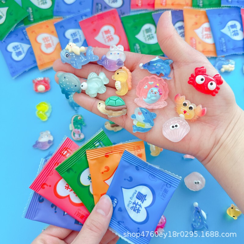 Luminous Simulation Ocean Octopus Starfish Animal Series Surprise Blind Bag Cartoon Resin Desktop Decoration Small Accessories Luminous Simulation Ocean Octopus Starfish Animal Series Surprise Blind Bag Cartoon Resin Desktop Decoration Small Accessories