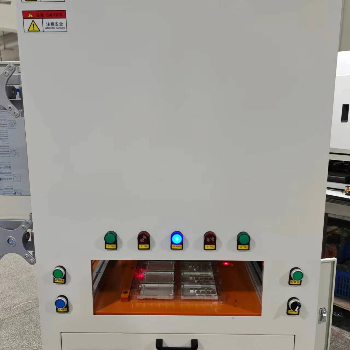 双读码器扫码检测 料盘产品快速识别 防止产品错料、混料