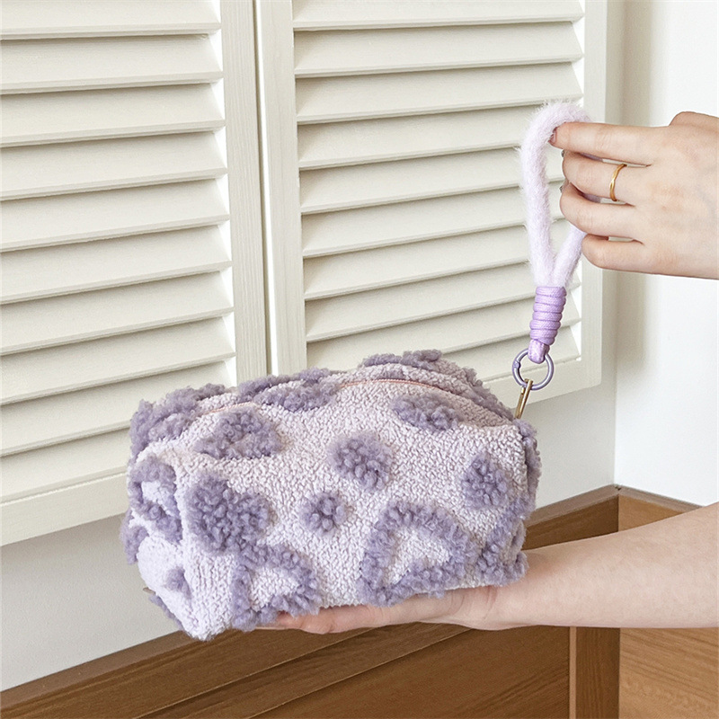 Ins甘い少女ぬいぐるみ大容量かわいい化粧品収納バッグ携帯旅行収納袋旅行洗面