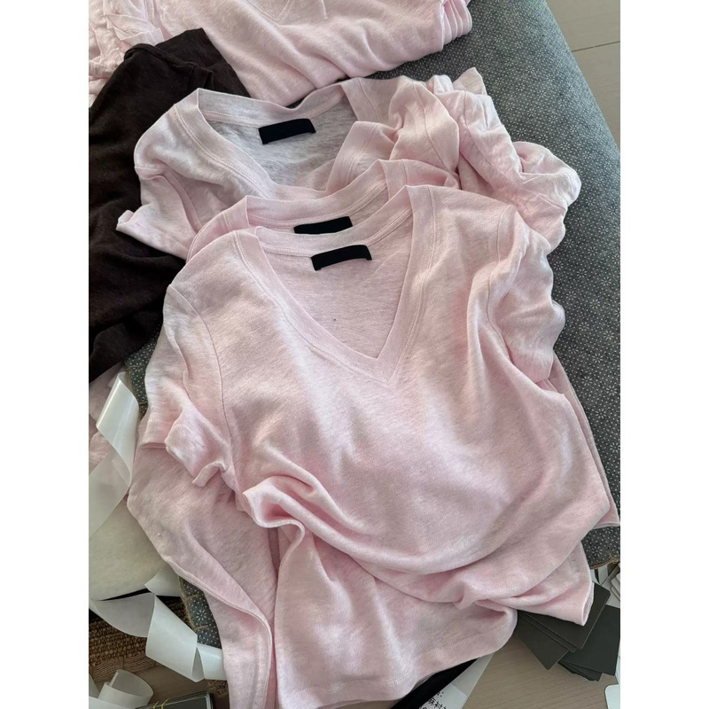 Recommended by ONE~Unique and beautiful pink soft skin-friendly V-neck slimming top for women, 2026 Korean style elegant T-shirt Recommended by ONE~Unique and beautiful pink soft skin-friendly V-neck slimming top for women, 2026 Korean style elegant T-shirt