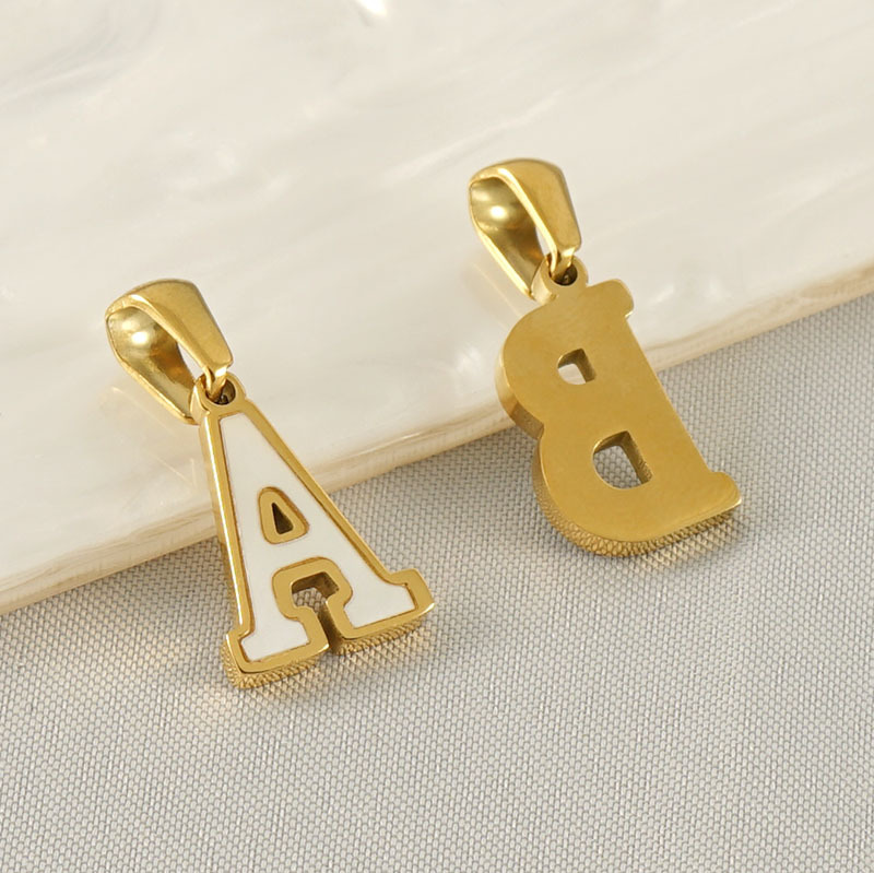 Nicho clásico colgante carta de acero inoxidable transfronteriza fábrica al por mayor europeo y americano ins estilo personalizado todo fósforo collar de moda