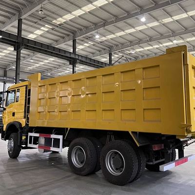 371 Horsepower Engineering Dump Truck – Yük maşınları