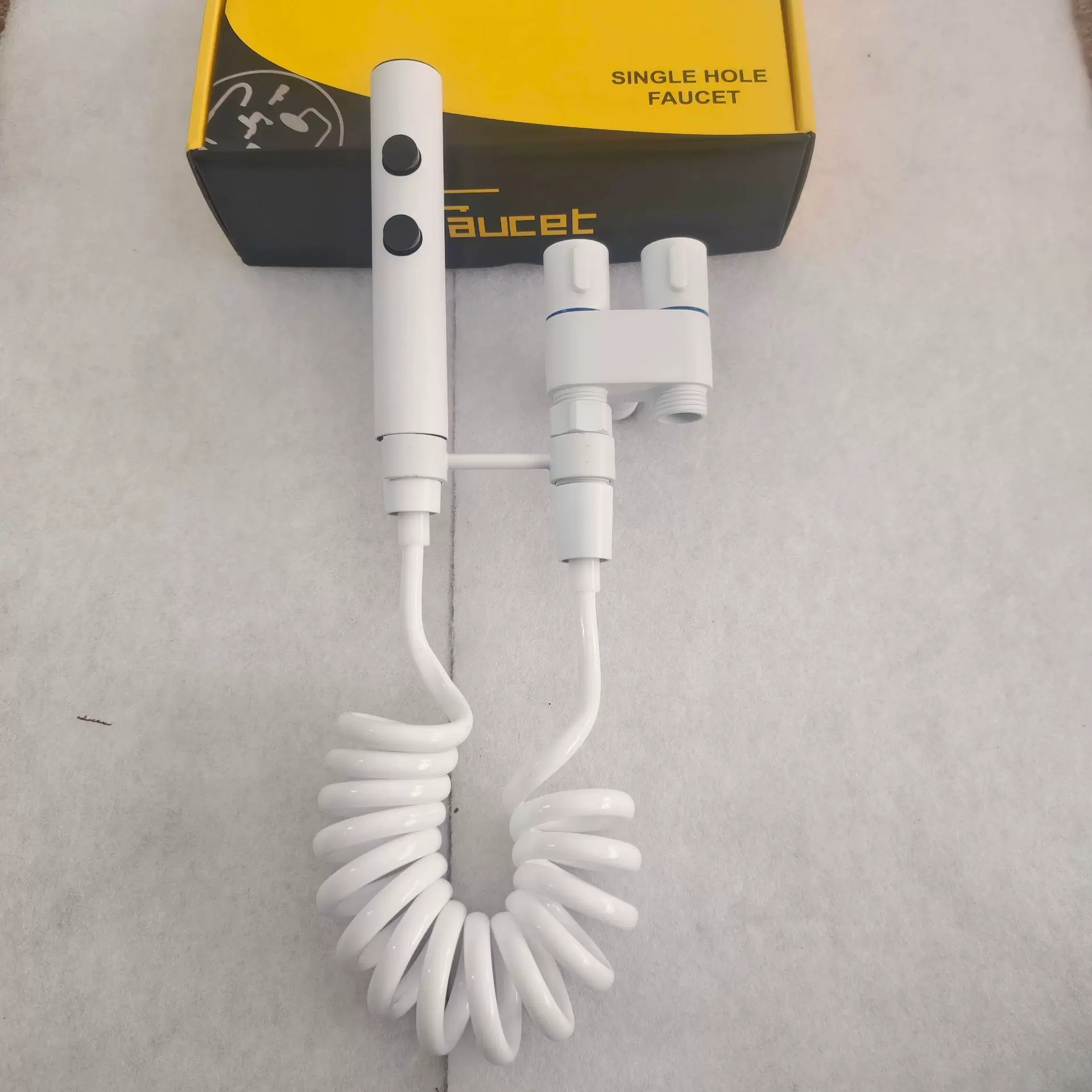 一进二出全铜马桶伴侣套装铜双控角阀卫生间手持妇洁冲洗器三角阀