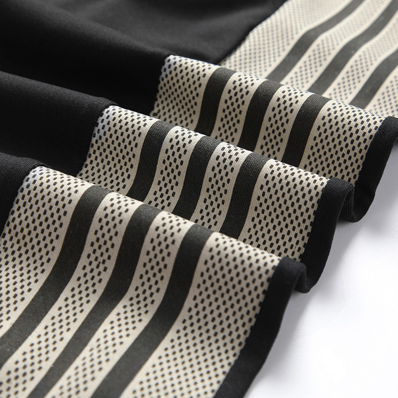 Verano mangas cortas pantalones cortos trajes deportivos hombres tres barras trajes deportivos estudiantes juveniles trajes deportivos fábrica al por mayor