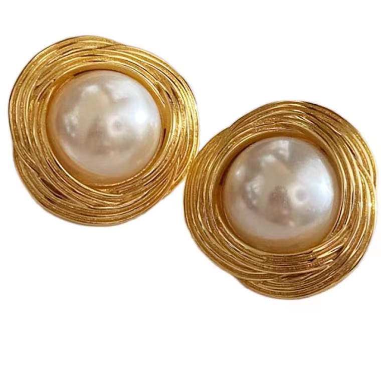 23g Weight Pearl Inlay Material Earrings Classification 1 Pair Retro Round Imitation Pearl Inlay Pearl Women's Earrings