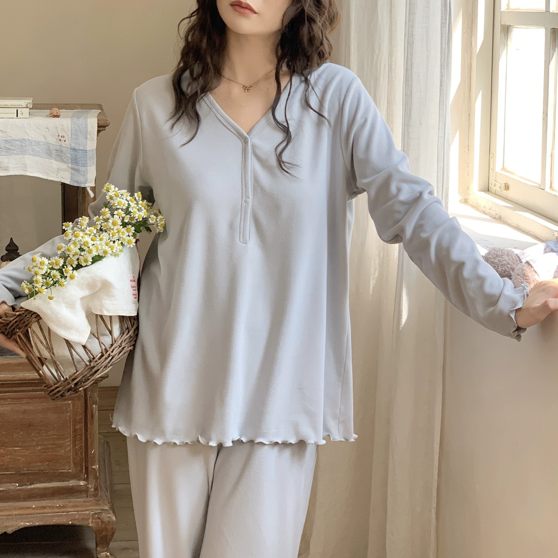 [Готовый запас 6269] Немецкая бархатная одежда для беременных, весенне-летние пижамы для беременных и кормящих женщин, домашняя одежда для женщин для кормления грудью и беременности после родов.