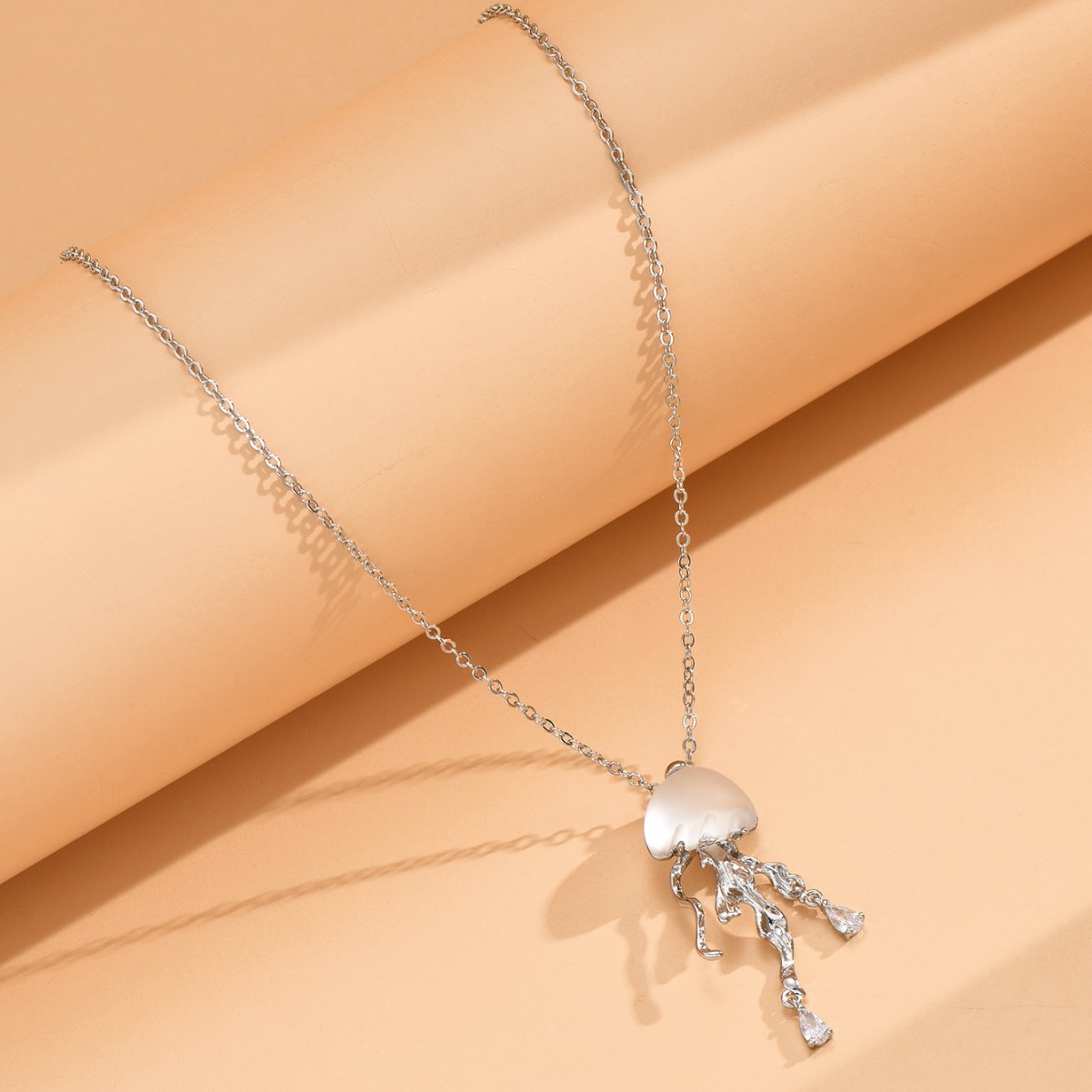 Colar de pérolas magnético de luxo para mulher gargantilha elegante_voghion.com